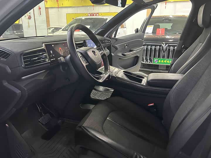 Фото 9 - Nio EC6