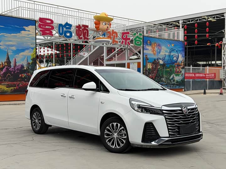 Фото 3 - Buick GL8 ES