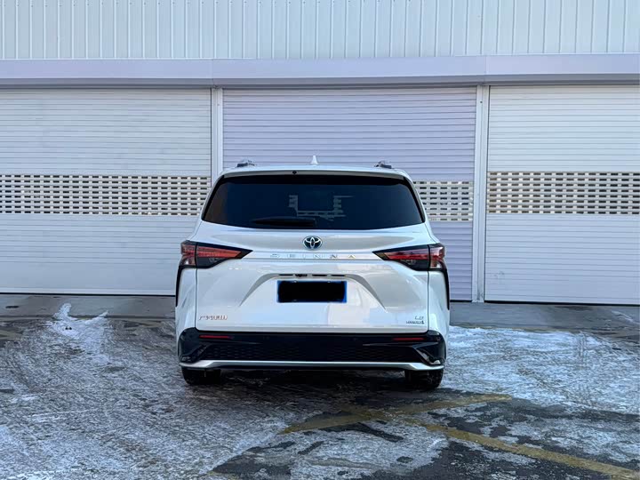 Фото 5 - Toyota Sienna