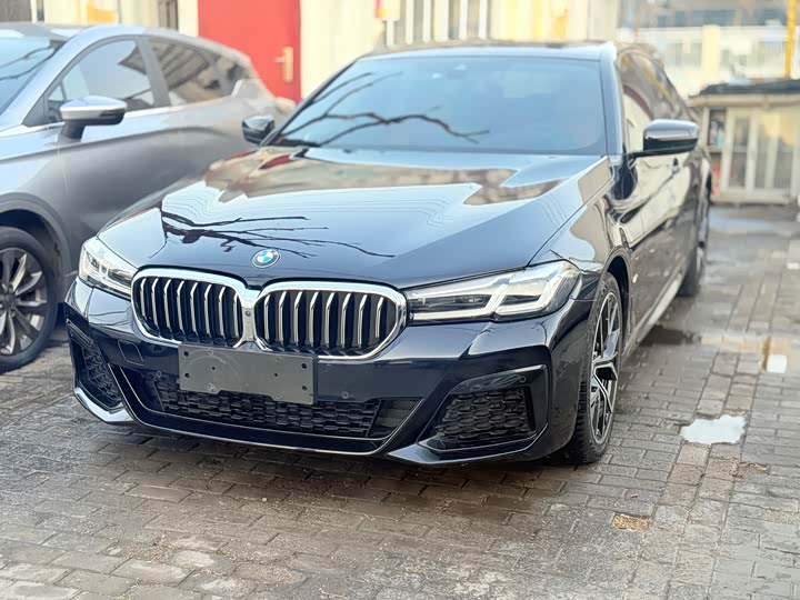 Фото 1 - BMW 5 Series