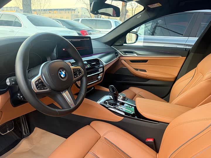 Фото 5 - BMW 5 Series