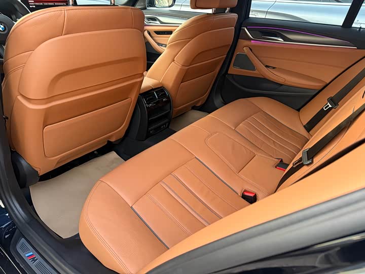 Фото 8 - BMW 5 Series