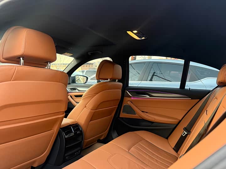 Фото 9 - BMW 5 Series