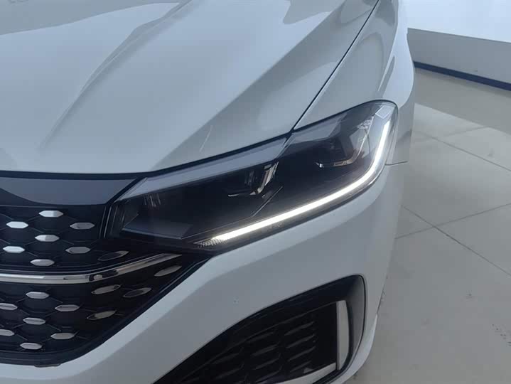 Фото 5 - Volkswagen Lavida