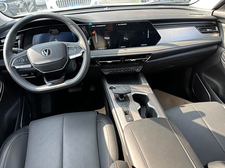 Фото 4 - Changan X7 Plus