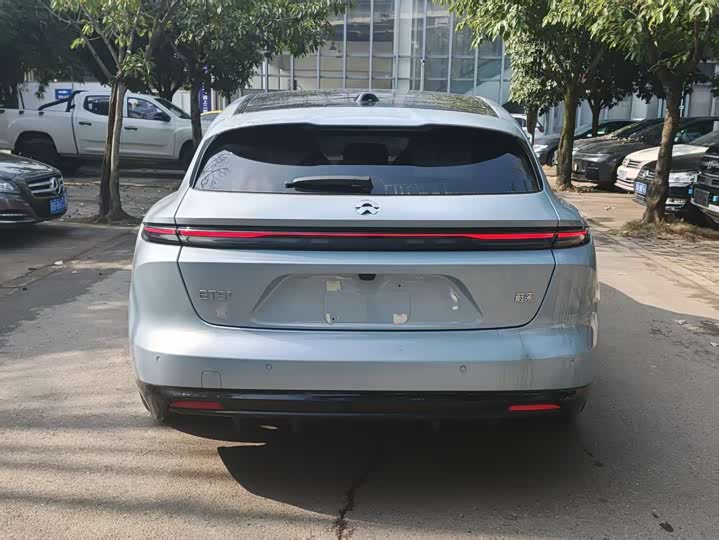 Фото 5 - Nio ET5T
