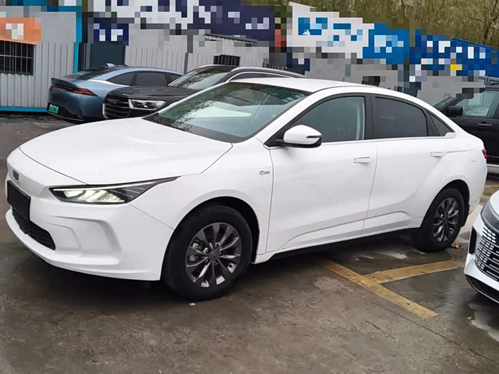 Фото 5 - Geely Geometry A