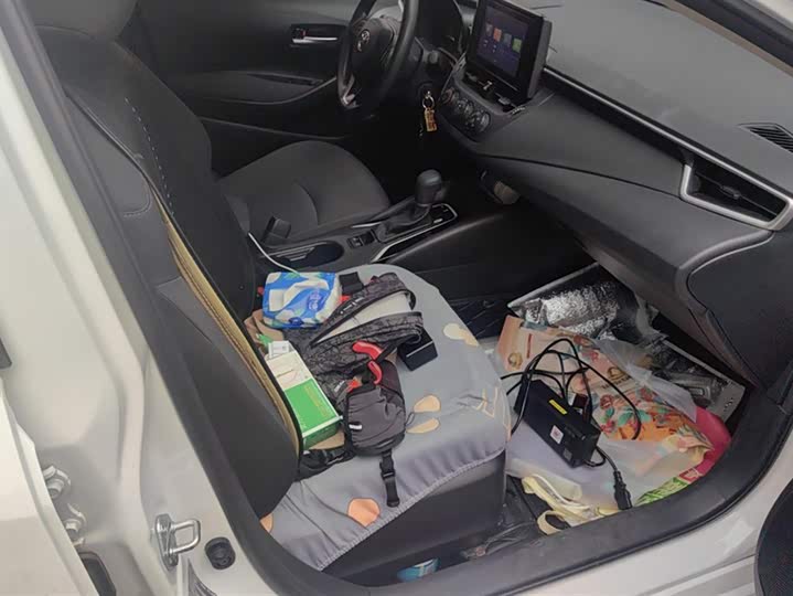 Фото 8 - Toyota Corolla