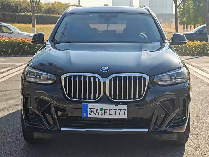 Фото 2 - BMW X3