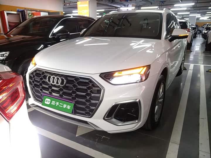 Фото 3 - Audi Q5L