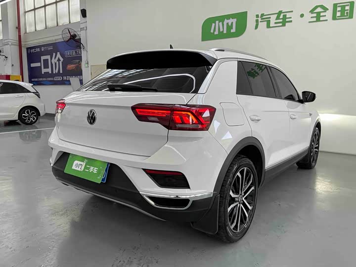 Фото 5 - Volkswagen T-Roc