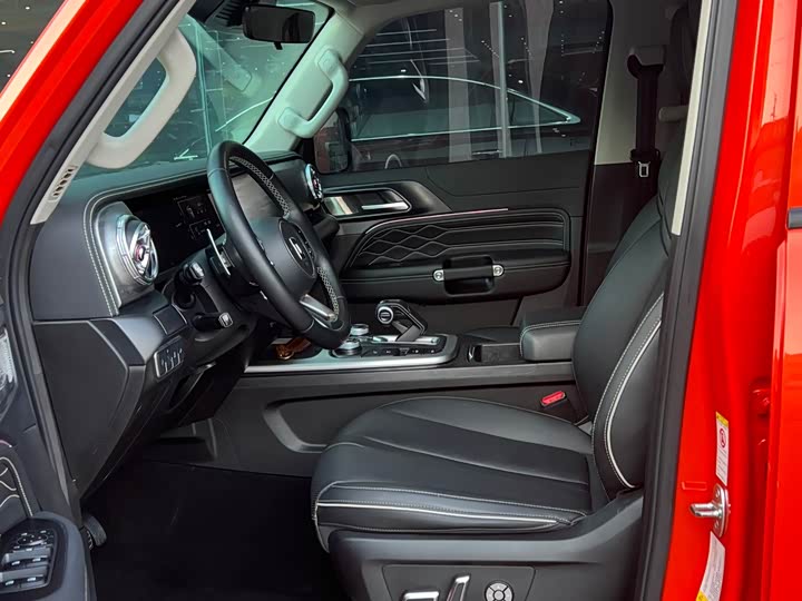 Фото 7 - Tank 300