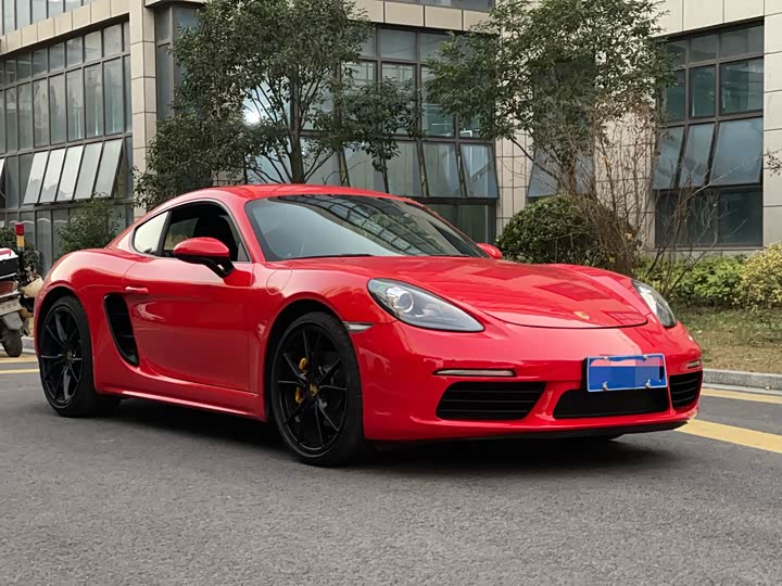 Фото 1 - Porsche 718