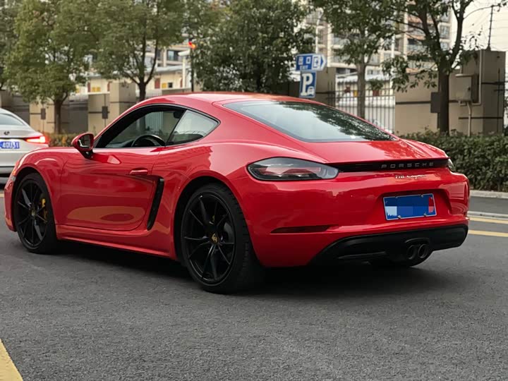 Фото 4 - Porsche 718