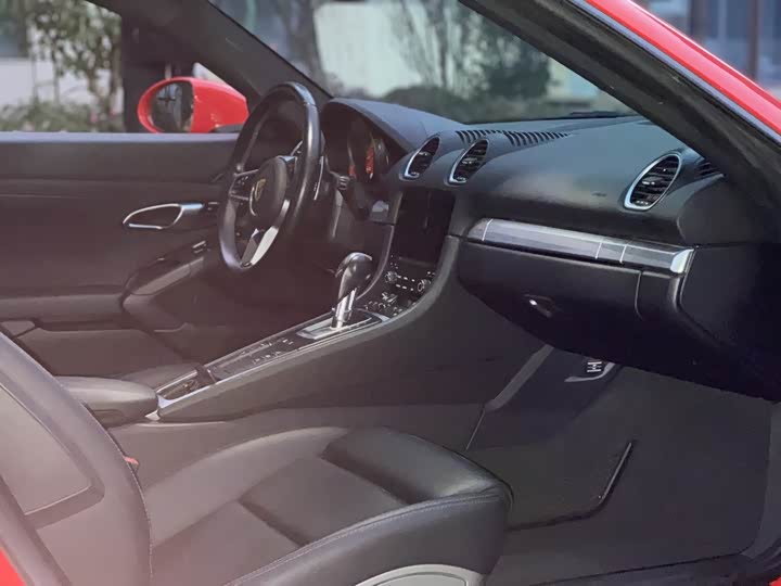 Фото 8 - Porsche 718