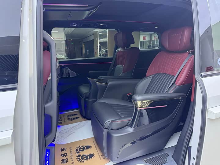 Фото 8 - GAC Trumpchi M8