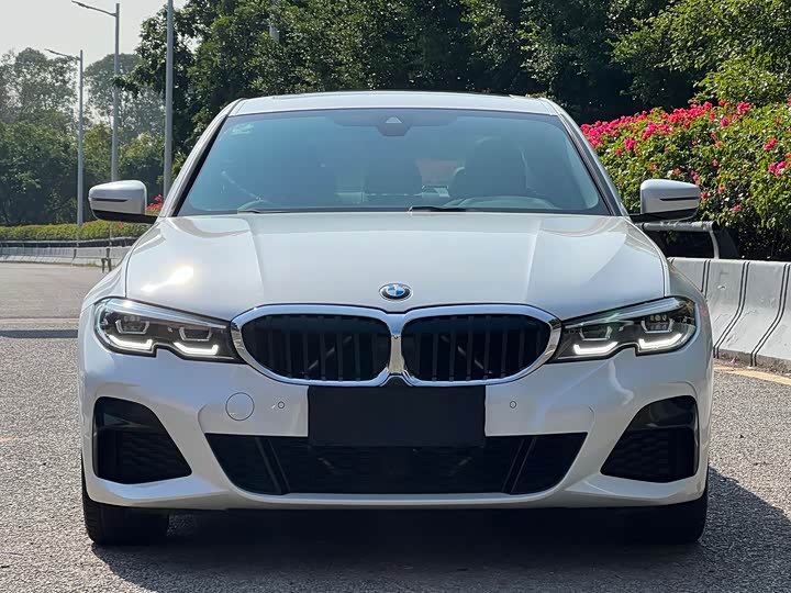 Фото 2 - BMW 3 Series