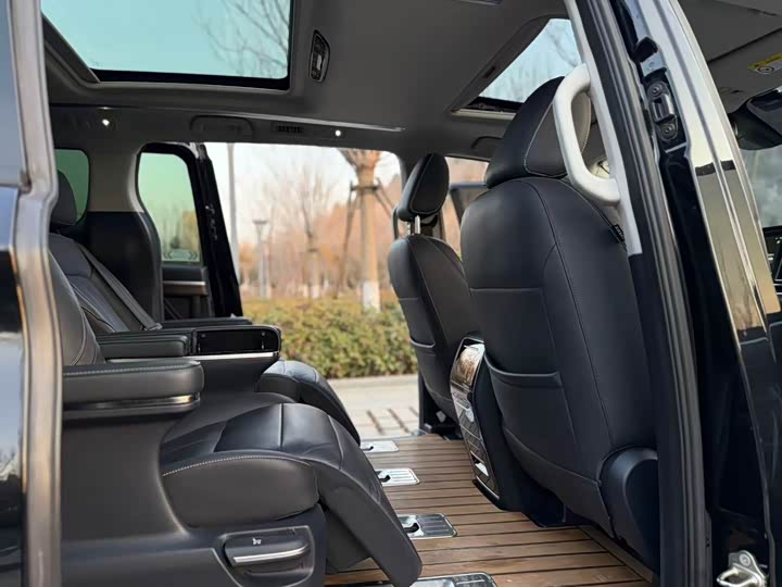 Фото 8 - GAC Trumpchi M8