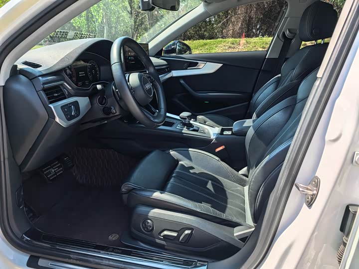 Фото 7 - Audi A4L