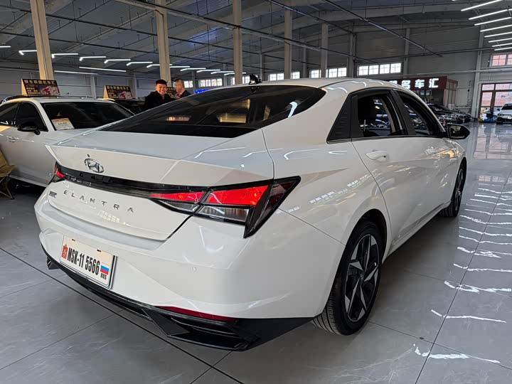 Фото 4 - Hyundai Elantra N line