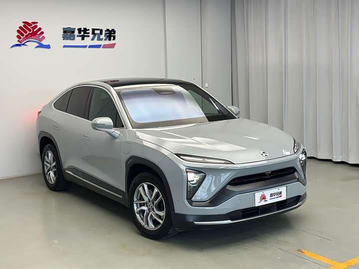 Фото 8 - Nio EC6
