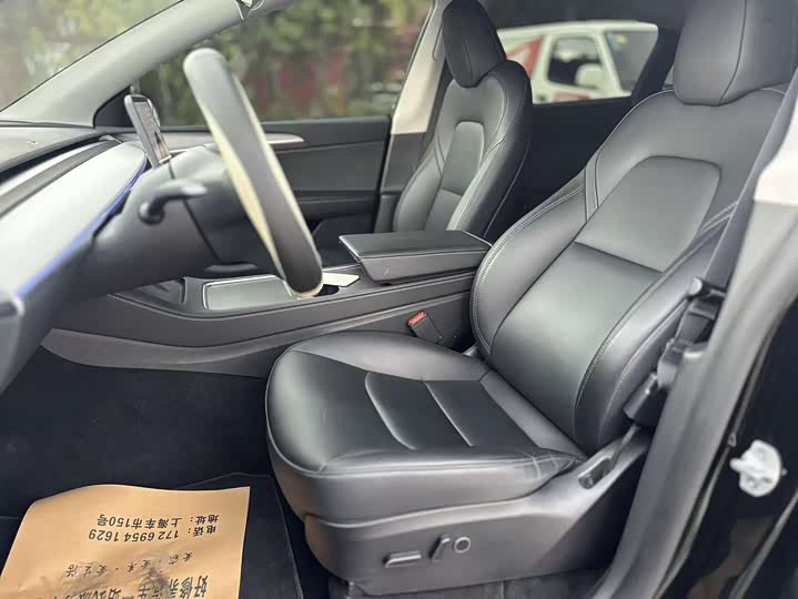 Фото 4 - Tesla Model Y