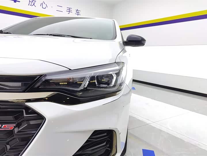 Фото 5 - Chevrolet Monza