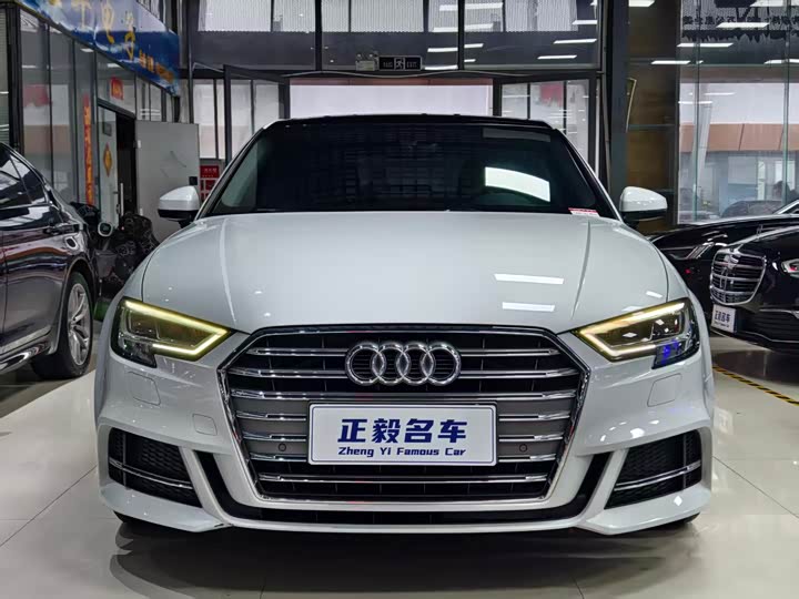 Фото 2 - Audi A3