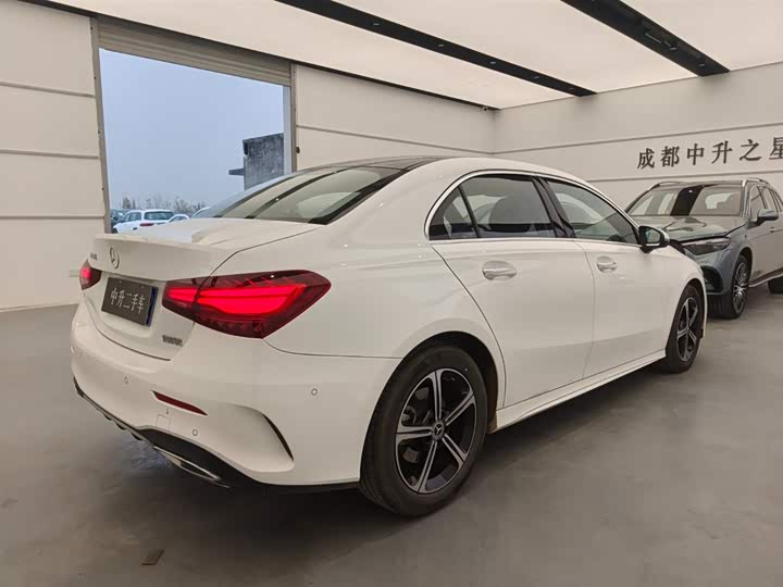 Фото 5 - Mercedes-Benz A-Class