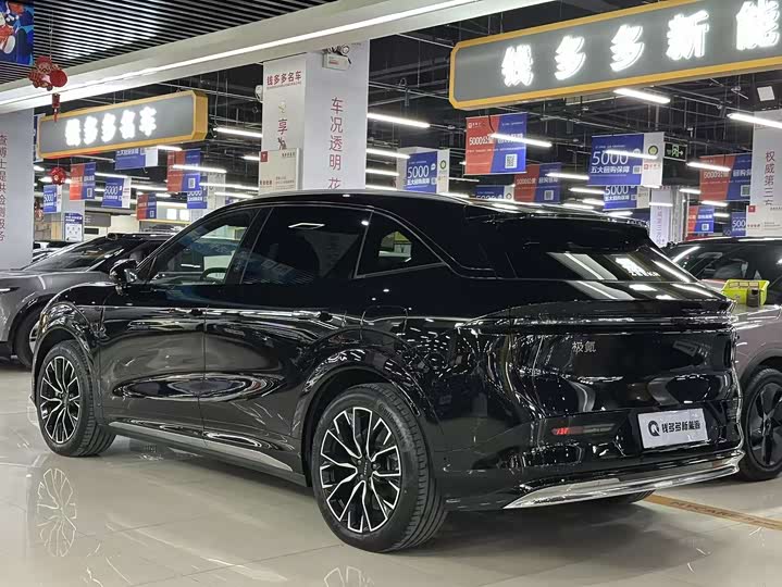 Фото 6 - Zeekr 7X