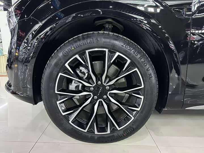 Фото 9 - Zeekr 7X