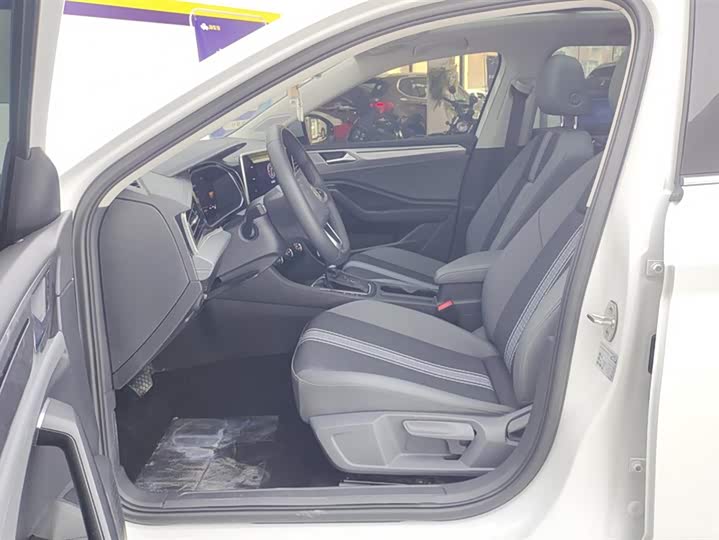 Фото 9 - Volkswagen Sagitar L