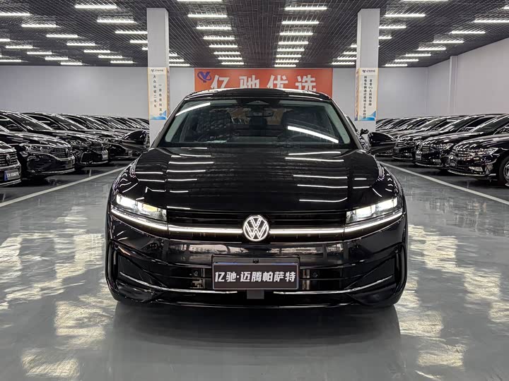 Фото 2 - Volkswagen Magotan