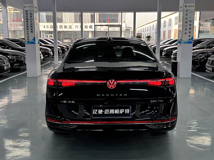 Фото 5 - Volkswagen Magotan