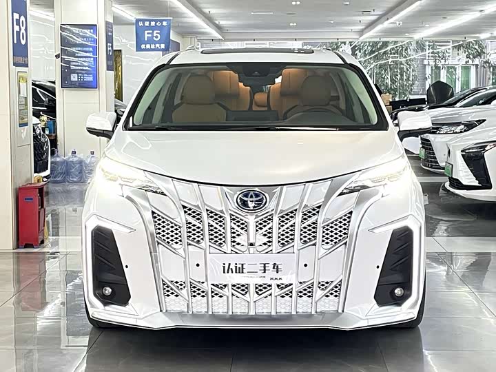 Фото 3 - Toyota Sienna