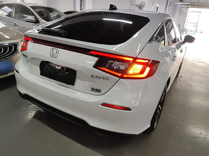 Фото 7 - Honda Civic