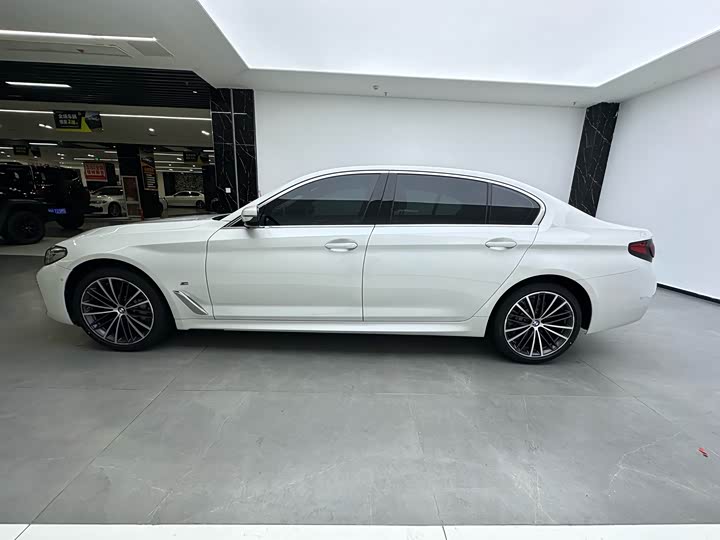 Фото 7 - BMW 5 Series