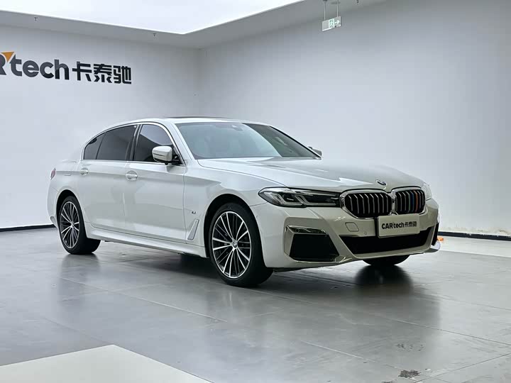 Фото 8 - BMW 5 Series