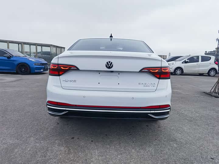 Фото 6 - Volkswagen Sagitar L