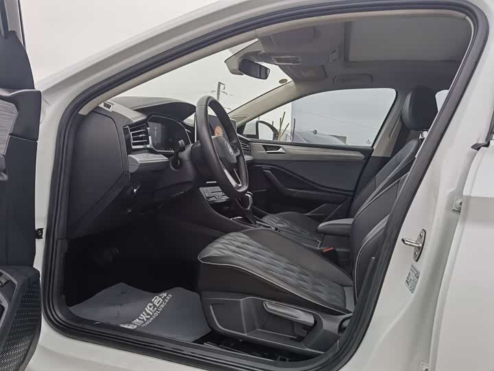 Фото 7 - Volkswagen Sagitar L