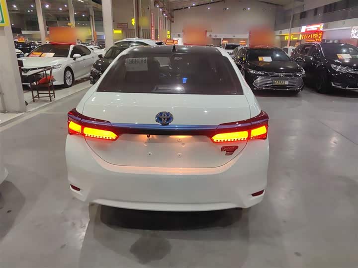Фото 6 - Toyota Corolla Hybrid
