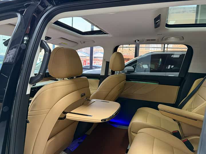 Фото 5 - GAC Trumpchi E8