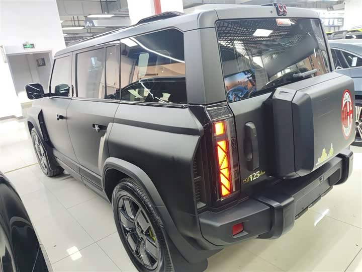 Фото 5 - Chery iCar 03T