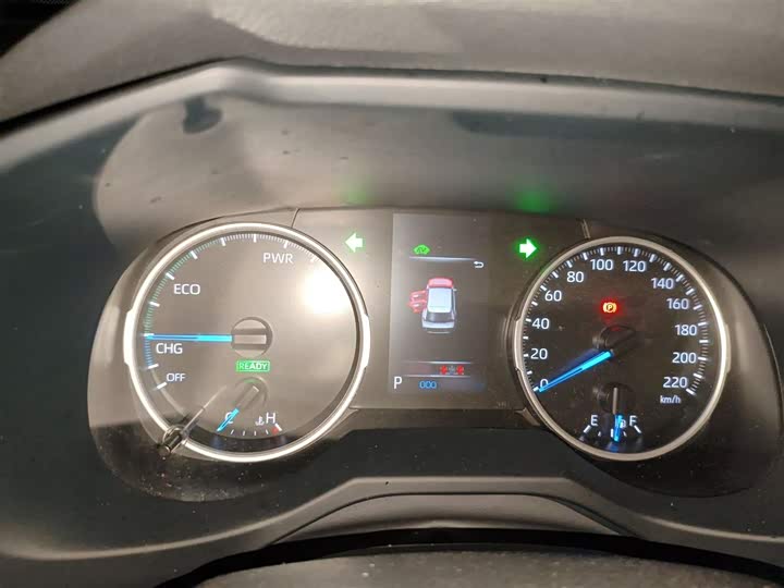 Фото 4 - Toyota Wildlander