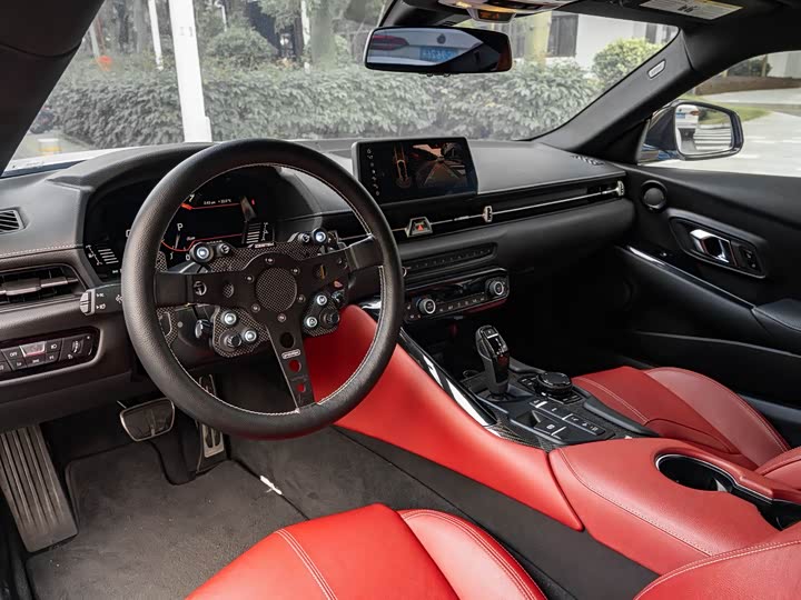 Фото 7 - Toyota Supra