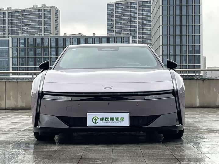 Фото 2 - XPeng P7