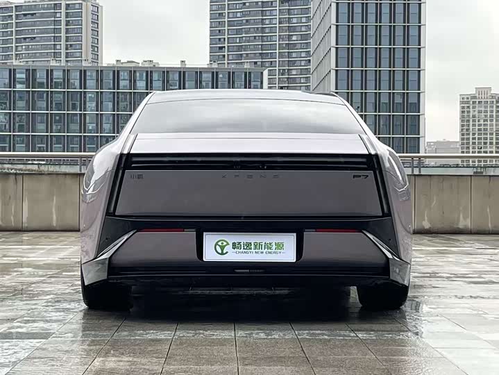Фото 6 - XPeng P7