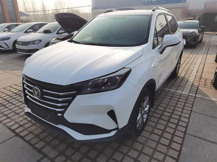 Фото 2 - Changan CS15