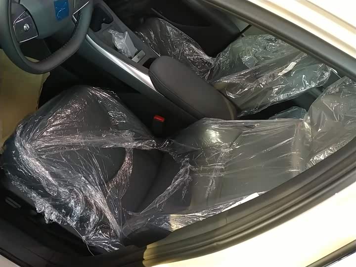 Фото 7 - XPeng Mona M03