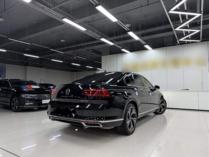 Фото 7 - Volkswagen Magotan